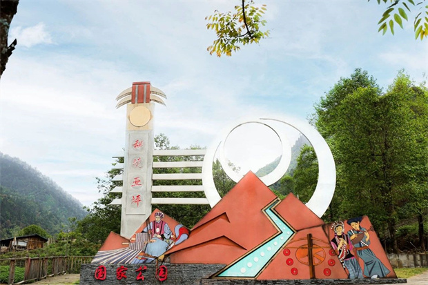 云南旅游,云南旅行社,云南團(tuán)建公司,云南策劃公司,云南會議會展,怒江旅游,怒江旅行社,怒江團(tuán)建公司,怒江策劃公司,怒江會議會展：在圖中赴一場亞坪夢幻隱匿之境